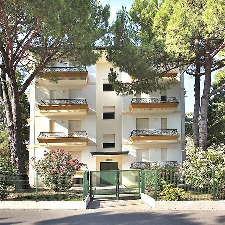 Residenza Ibsen Apartman Lignano Sabbiadoro Szoba fotó