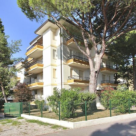 Residenza Ibsen Apartman Lignano Sabbiadoro Kültér fotó